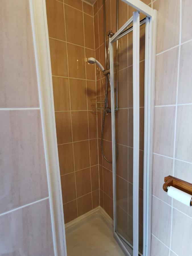 Whitehouse Guest House Стърлинг Екстериор снимка