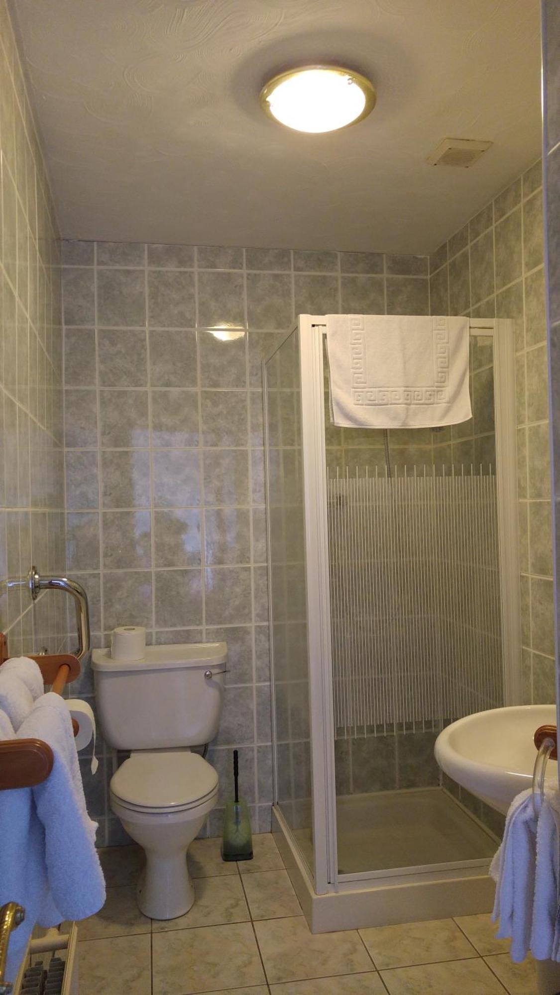 Whitehouse Guest House Стърлинг Екстериор снимка
